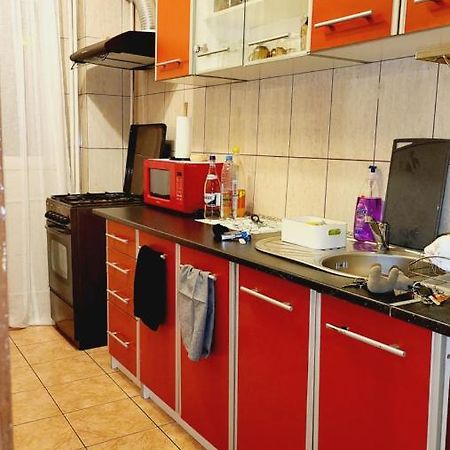 Two Bedroom Aparthotel With Garden View Bukares Bagian luar foto